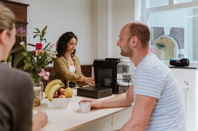 LIVVIN kopje koffie woonkamer